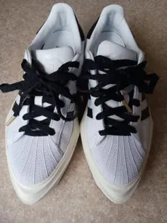 ADIDAS BEYONCE スニーカー ポインテッドトウ 24.5cm