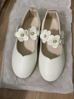 フォーマルシューズ　白　花