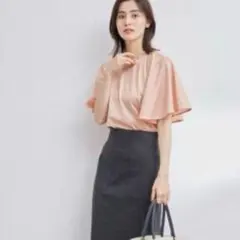 美品ROPE　フレアスリーブTシャツのサムネイル