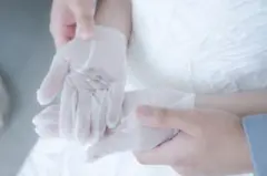 【1回使用】 ウェディンググローブ【BDRESSER】【シンプル】【ショート丈】