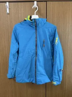 ゴールドウィン スノボウェア 上下セット 男性 Mサイズ