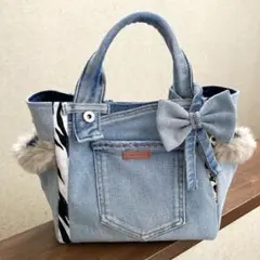 デニムリメイクトートバッグ・サイドポケット・ファー付き・アニマル柄