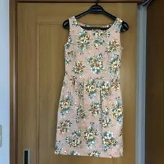 PEYTON PLACE ワンピース 花柄 ノースリーブ