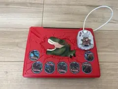 メダルでバトル！恐竜図鑑パソコンΩ（オメガ）