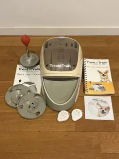 Treat & Train 犬のトレーニング用 おやつマシーン