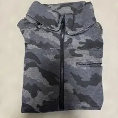 迷彩柄 フード付パーカー　L