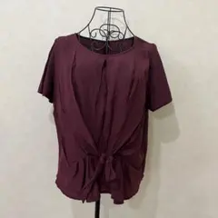 ikka バーガンディ 半袖Tシャツ 前結びデザインのサムネイル