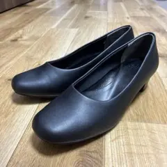 【美品24.5cm】ABCマート パンプスPLAIN 3.5 ブラックのサムネイル
