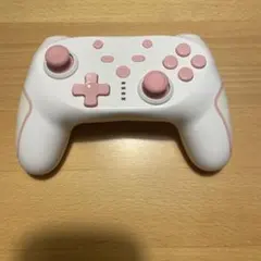 ホワイト/ピンク ワイヤレスコントローラー
