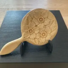 木彫り　手鏡　桜