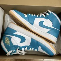 AIR JORDAN 1 MID 27センチ　　箱付き