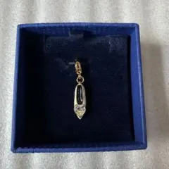 新品・未使用♡スワロフスキー　ハイヒールモチーフのチャーム