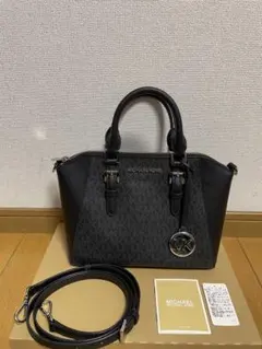 MICHAEL KORS ブラック ショルダーバッグ