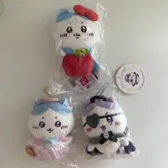 ちいかわ サンリオ デスクトップから見守るひっかけぬいぐるみ ハチワレ キティ