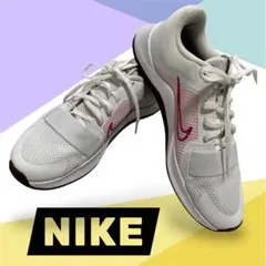 NIKE MCトレーナー　トレーニング　シューズ　23.5cm ナイキ　美品！のサムネイル