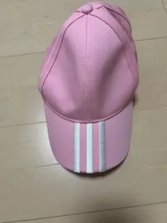 adidas GOLF ピンクキャップ 3本ライン