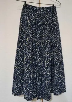オリーブデオリーブ　OLIVE de OLIVE 花柄 プリーツロングスカートのサムネイル