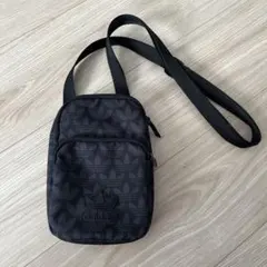 adidas ショルダーバッグ