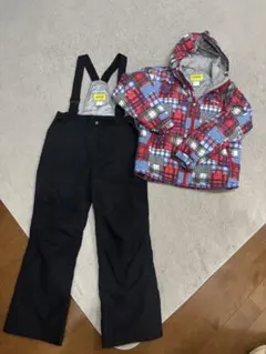 美品　スキーウェア150 nima スノボー　雪遊びにも