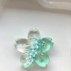 №299 モコモコハート×蝶々 レジンヘアゴム ハンドメイド - メルカリ
