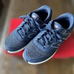 New Balance WW550NV4 23.5cm 2E【美品】のサムネイル