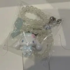 サンリオ　ホワイトフリルシリーズ　シークレットストラップ　シナモロール　シナモン