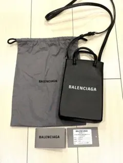 2026年最新】フォンホルダー バレンシアガの人気アイテム - メルカリ