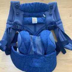 ergobaby オムニ360 クールエアー　メッシュ　ブルーブルーム