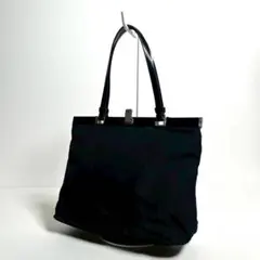 【美品✨】プラダ　がま口　トートバッグ　ナイロン　レザー　三角プレート　黒色