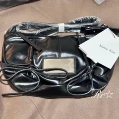 Matin Kimシャーリング リボンラウンドバッグ ショルダーバッグ ブラック