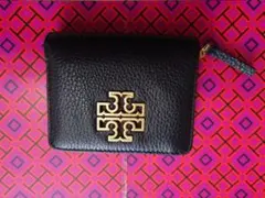 ☆新品人気☆TORY BURCH 二つ折り財布 ブラック