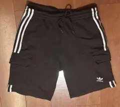 adidas カーゴショーツ ブラック Mサイズのサムネイル