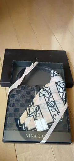 Item thumbnail for item 25a95cc4-2f8d-4e5a-b161-93d0cf6e8752