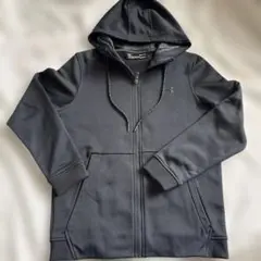 Under Armour ブラック フルジップパーカー SM