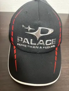 メルカリ内一点のみ　PALACE キャップ ブラック レッドのサムネイル