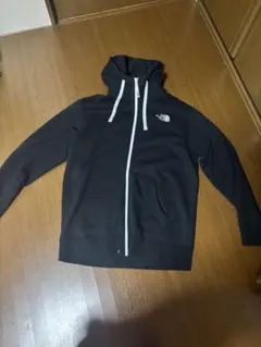 ノースフェイスパーカー