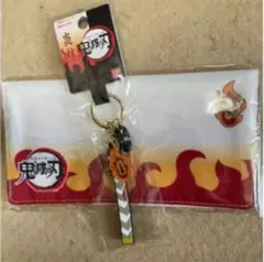 鬼滅の刃　煉獄杏寿郎　日輪刀キーチェーン　フラットポーチ