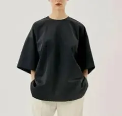 新品CLANE/クラネPADDED SATIN TOPS/パデットサテントップスのサムネイル