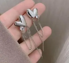 597 シルバー ハート ピアス czダイヤモンド 韓国 チェーン ジルコニア