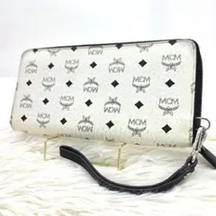 [美品] MCM エムシーエム　長財布　ラウンドファスナー　ストラップ　ロゴのサムネイル