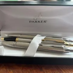 PARKER ボールペン、万年筆 2本 シルバー/ゴールド - メルカリ