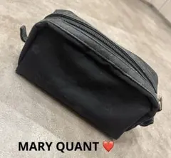 送料込み　MARY QUANT メイクポーチ♡のサムネイル