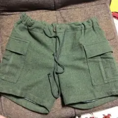 ショートパンツのサムネイル