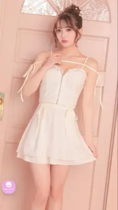 Tika ドレス Tika ホワイト セットアップ ドレス XS - メルカリ