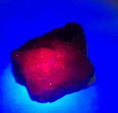 天然 ルビー原石 230g