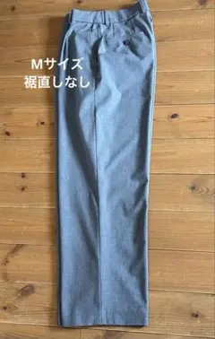 UNIQLO タックワイドパンツ グレー　Mサイズ