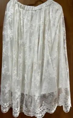 新品タグ付き honeys ロング丈スカート