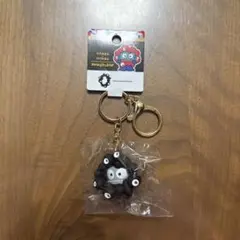 サンリオ 黒ミャクミャク ハンギョドン キーホルダー モノクロ - メルカリ