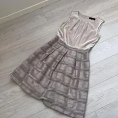 UNTITLED ベージュワンピース