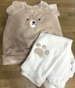 当日発送可能　アカチャンホンポ パジャマ ほぼ未使用 くま 90